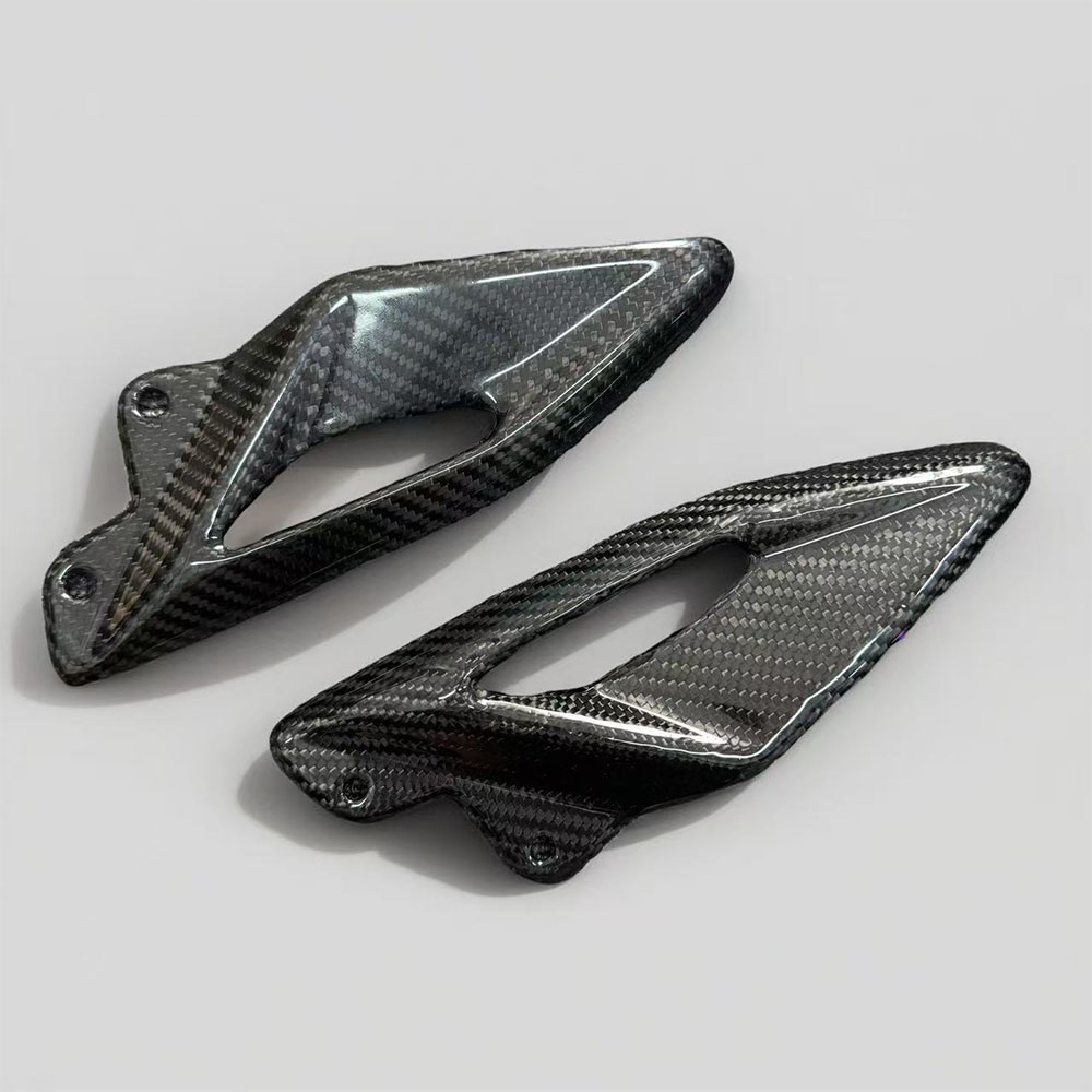 Crepe Pan Carbon - Per Triumph Street Triple 660 765